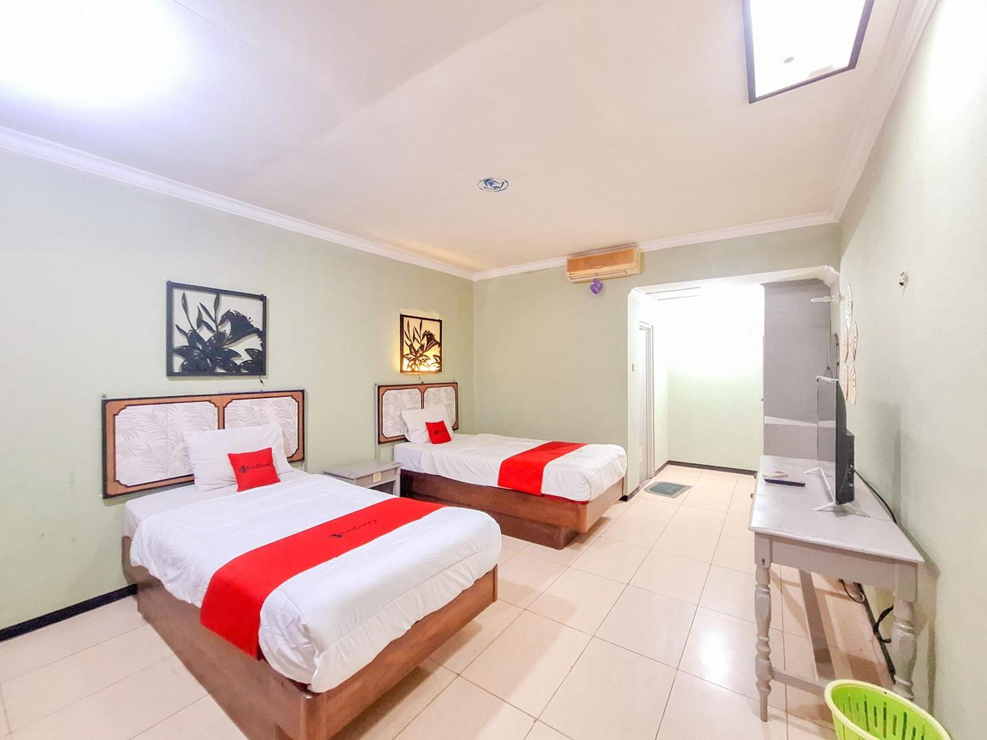Reddoorz Near Stadion Semeru Lumajang Jawa Timur Luaran gambar