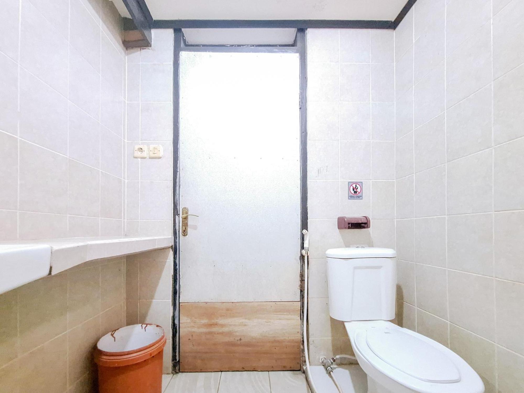 Reddoorz Near Stadion Semeru Lumajang Jawa Timur Luaran gambar