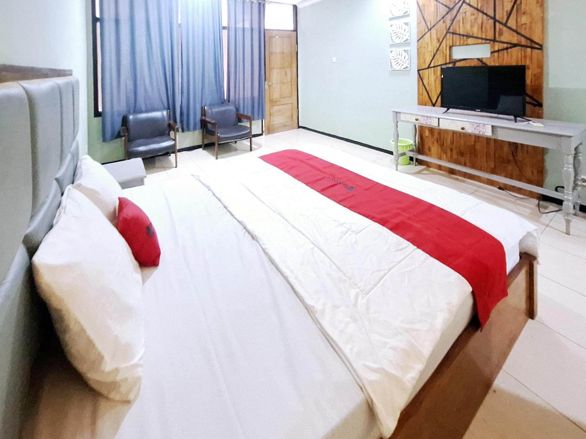 Reddoorz Near Stadion Semeru Lumajang Jawa Timur Luaran gambar